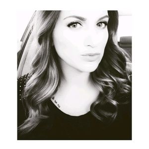 Meet your Posher, Nikki